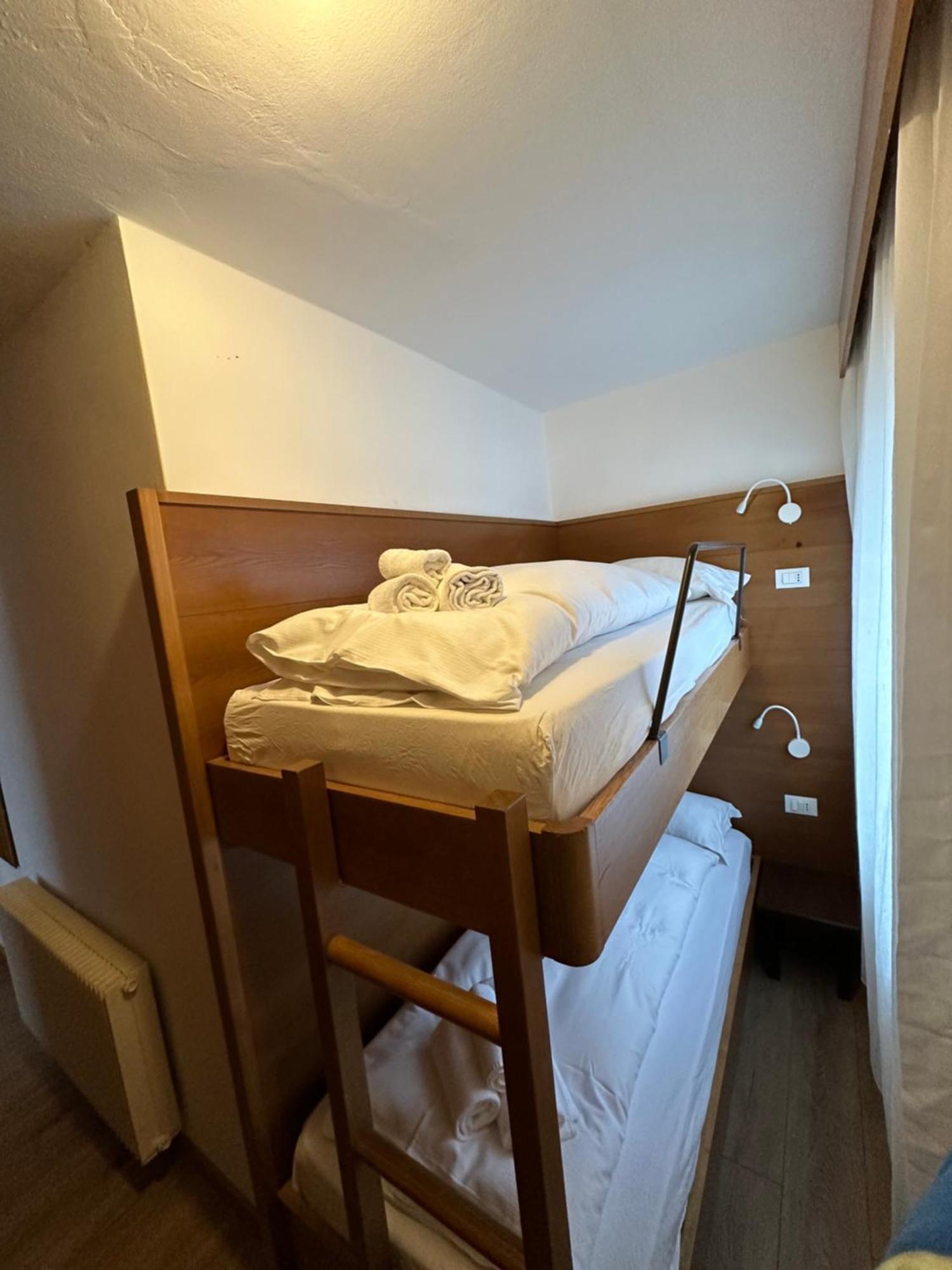 Hotel Ferrari Pinzolo Esterno foto
