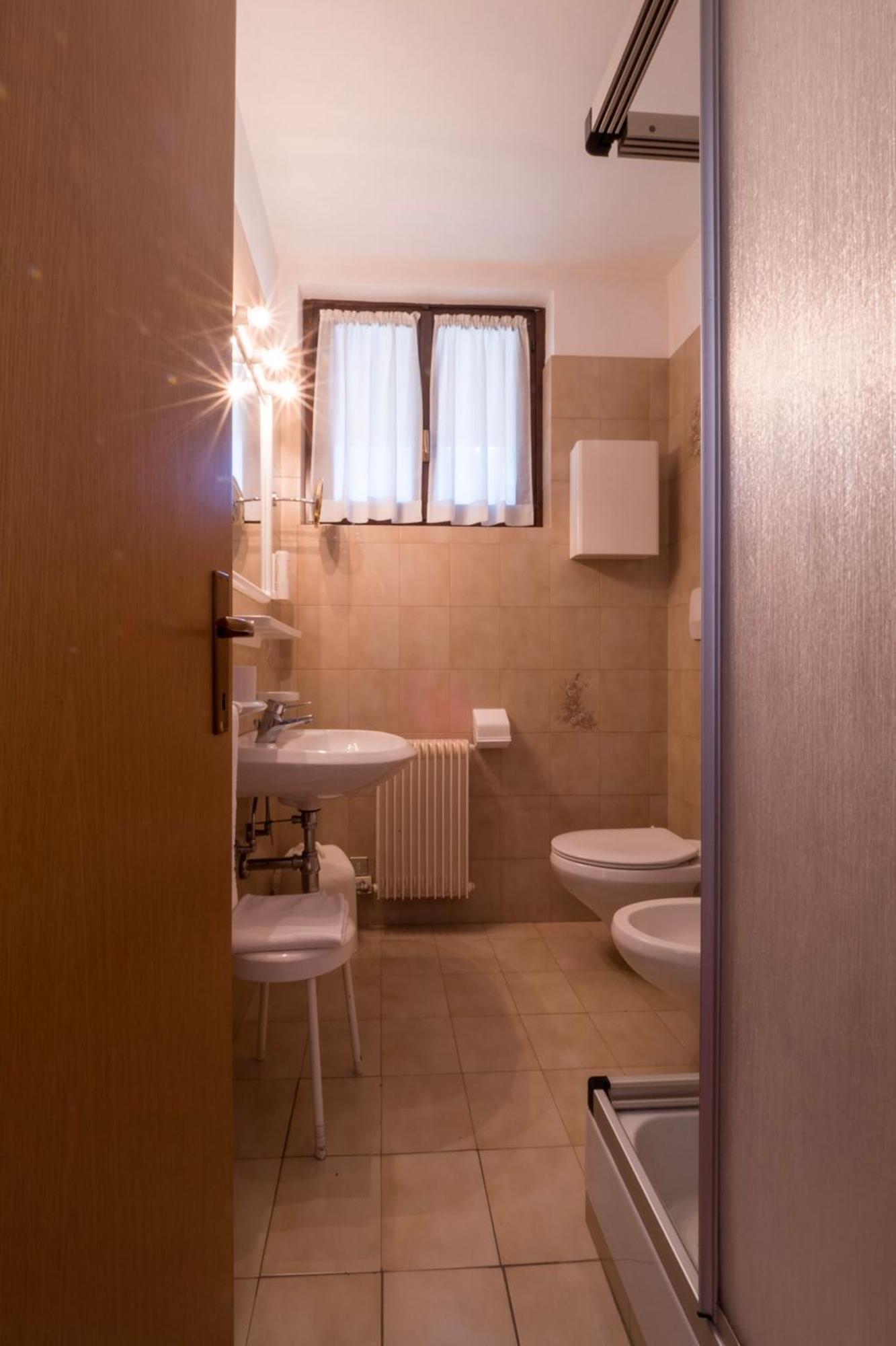 Hotel Ferrari Pinzolo Esterno foto