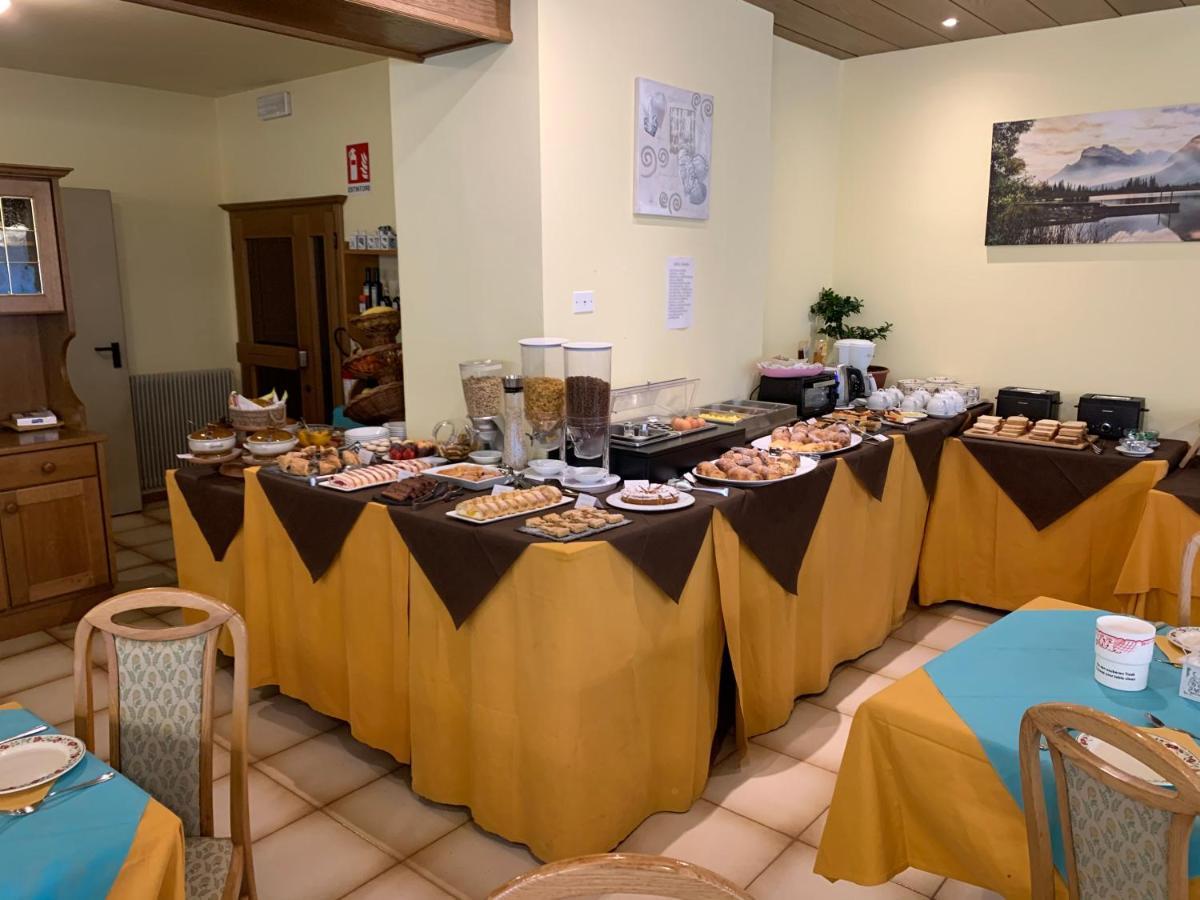 Hotel Ferrari Pinzolo Esterno foto
